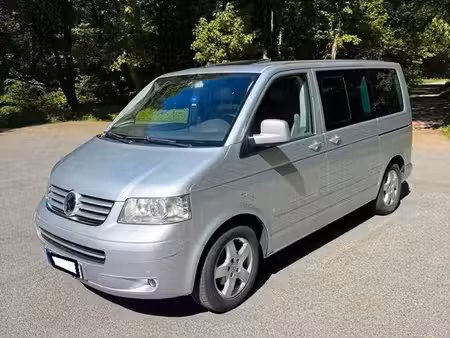 Volkswagen Transporter T5 2.5 TDI 174 Highline