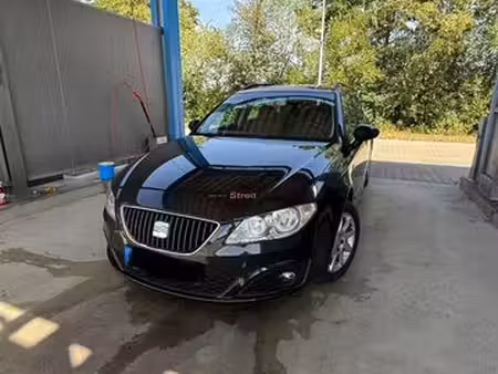 Seat Exeo St 2.0 TDI 143 Référence