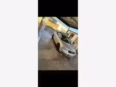 Audi A4 V6 2.4 170 Ambition