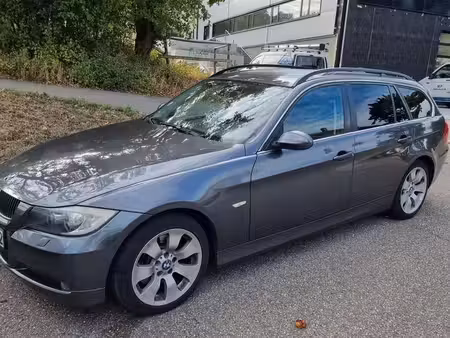 BMW Série 3 325d 3.0 197