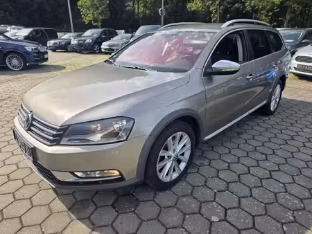 Volkswagen Passat 2.0 TDI 140 Base 4Motion