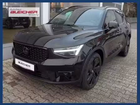 Volvo XC40 B4 2.0 197 Black Edition