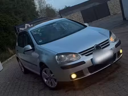 Volkswagen Golf 1.9 TDI 110