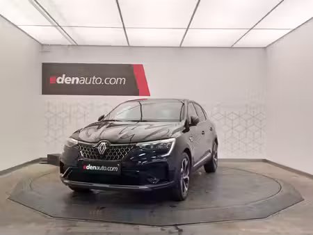 Renault Arkana E-Tech 1.6 145 Techno