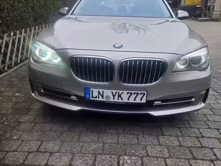 BMW Série 7 730d 3.0 258
