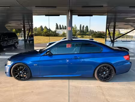 BMW Série 3 330d 3.0 245