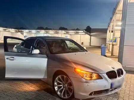 BMW Série 5 520i 2.2 170