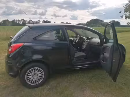 Opel Corsa 1.4 87