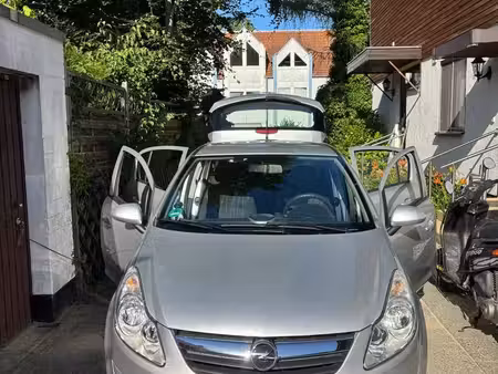 Opel Corsa 1.2 80