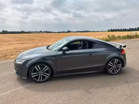Audi TT 2.0 TFSI 211
