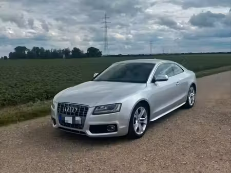 Audi A5 S5 V8 4.2 FSI 354 quattro