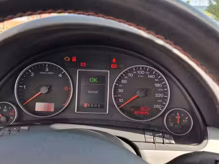 Audi A4 2.0 TDI 140 S line