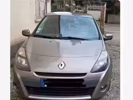 Renault Clio 1.2 75 TomTom Live