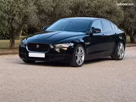 Jaguar XE D180 2.0 180