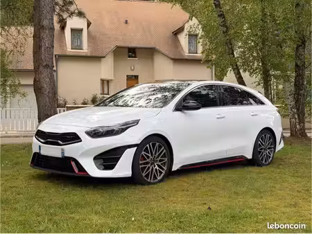 Kia Ceed 1.6 T GDi 204