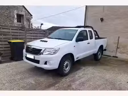 Toyota Hilux 2.5 144 Base
