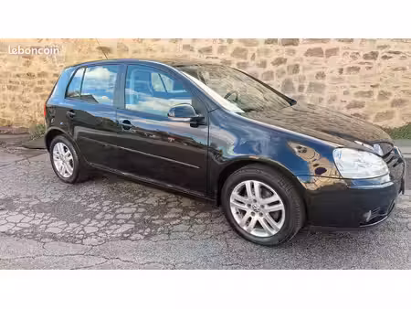 Volkswagen Golf 1.6 102