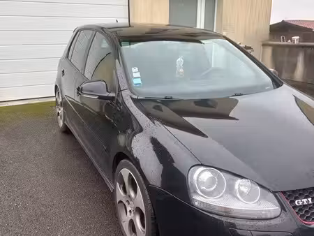 Volkswagen Golf GTI 2.0 200