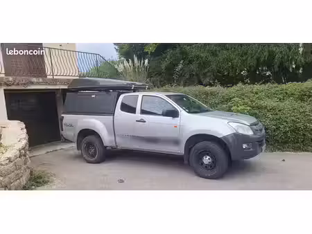 Isuzu D-max 2.5 163