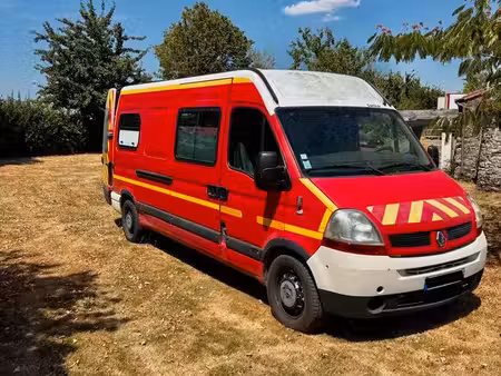 Renault Master 2.5 dCi 100