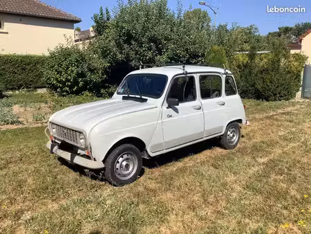 Renault R4 4L