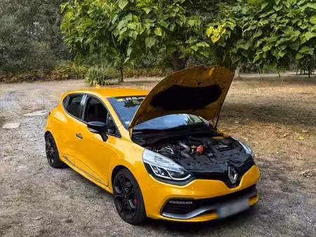 Renault Clio RS 1.6 T 200