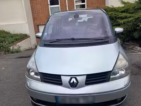 Renault Grand Espace V6 3.0 dCi 180