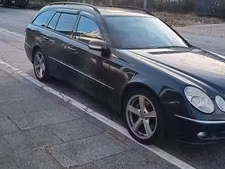 Mercedes-Benz Classe E E 200 Classic