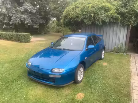 Mazda 323 1.5 88