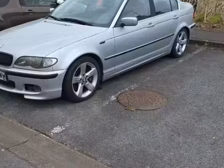 BMW Série 3 330d 3.0 183