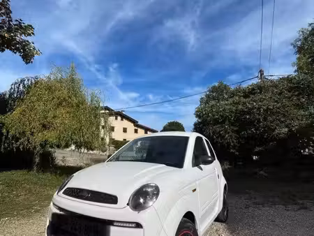 Microcar MGO 