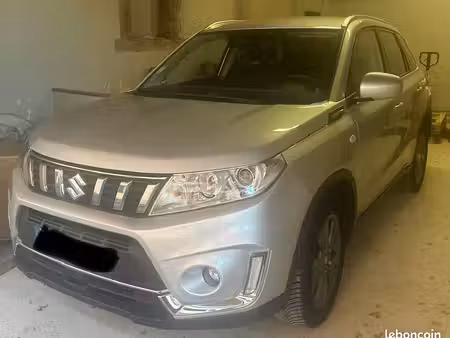 Suzuki Vitara 1.0 111