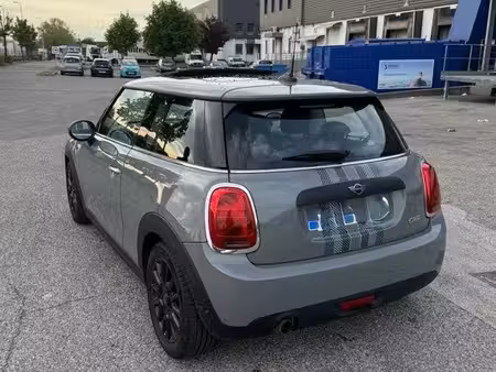 Mini Mini One 1.5 102 Heddon Street