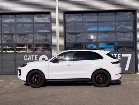 Porsche Cayenne S 2.9 440 4x4