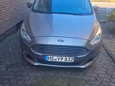 Ford S-Max 2.0 TDCi Titanium