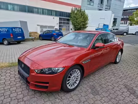 Jaguar XE P380 2.0 163 Prestige
