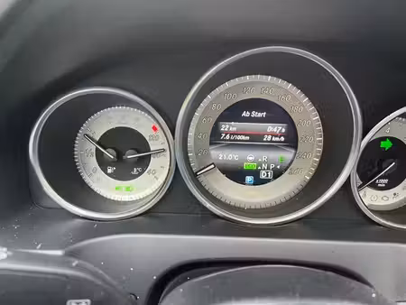 Mercedes-Benz Classe E E 200 2.0 136