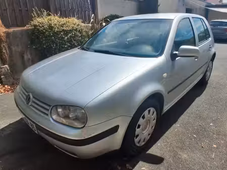 Volkswagen Golf 1.9 TDI 110