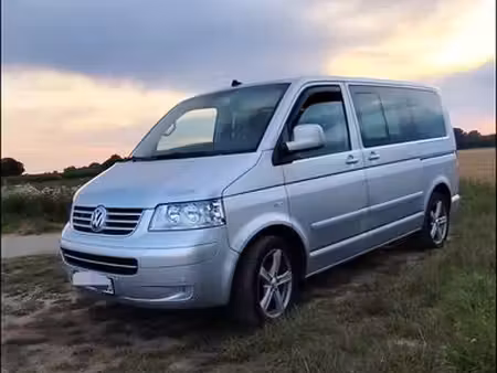 Volkswagen Transporter T5 2.5 TDI 174