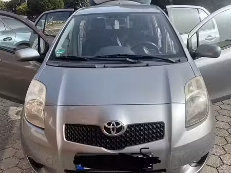 Toyota Yaris 1.4 90 Cool