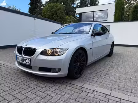 BMW Série 3 325i 3.0 218