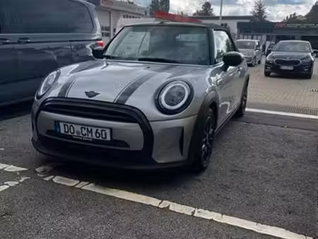 Mini Cabrio Cooper 1.5 136