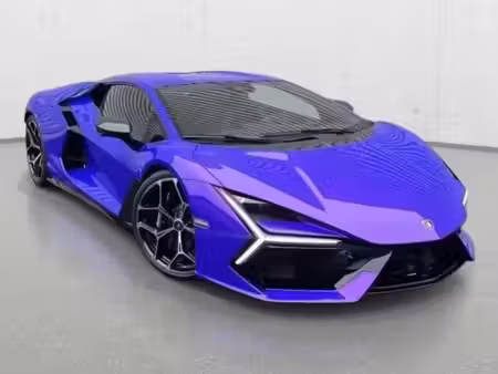 Lamborghini Revuelto 