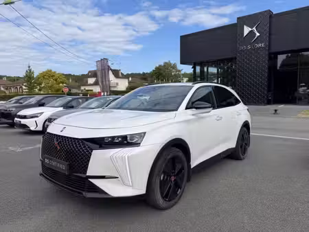 DS 7 E Tense 1.6 300 Performance Line 4x4