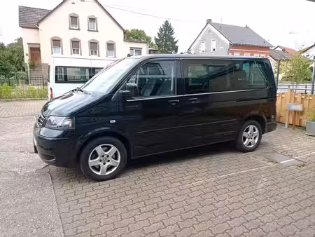 Volkswagen Transporter T5 2.5 TDI 174