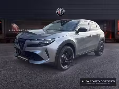 Alfa Romeo Junior Ibrida 1.2 145