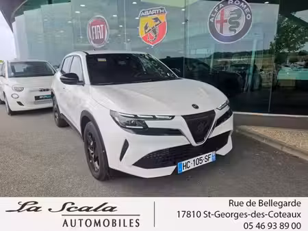 Alfa Romeo Junior Ibrida 1.2 136