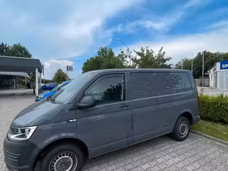 Volkswagen Transporter T6 2.0 TDI 102