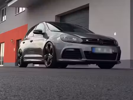 Volkswagen Golf R 2.0 TSI 270 4Motion