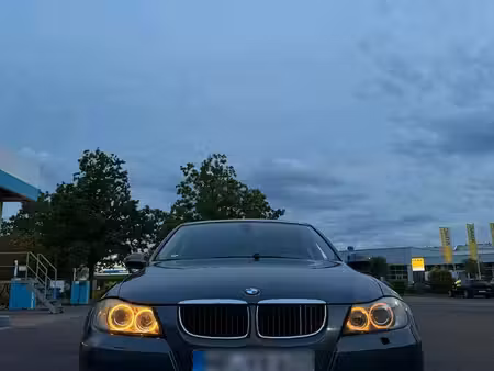 BMW Série 3 318i 2.0 143